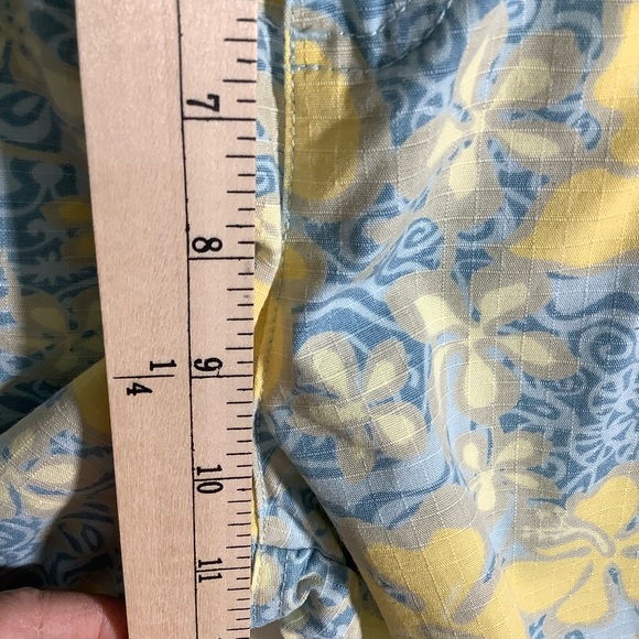 L.L. Bean Floral Short Summer - Picture 6 of 9